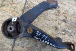 Изображение товара 5700 - 00005700 podushka krepleniya kpp