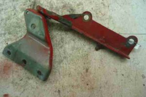 Изображение товара 5725 - 00005725 petlya kapota levaya 1