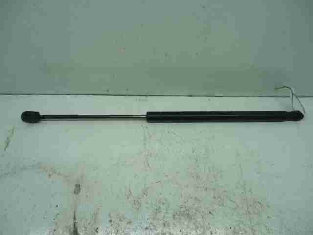 Изображение товара 5864 - 00005864 amortizator kryshki bagazhnika