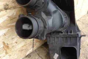 Изображение товара 6149 - 00006149 korpus vozdushnogo filtra Chevrolet Lumina 1