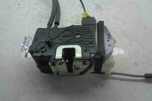 Изображение товара 6162 - 00006162 zamok dveri Mercedes CLA 2