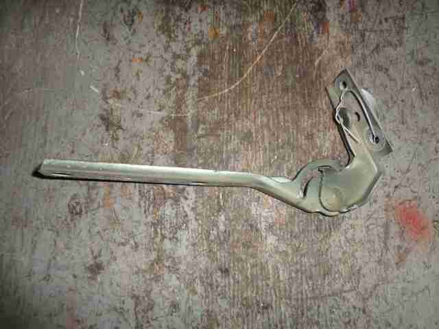 Изображение товара 6674 - 00006674 petlya kapota pravaya Volkswagen Up