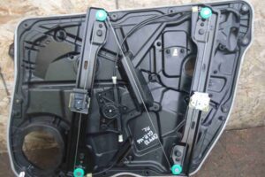 Изображение товара 6756 - 00006756 steklopodemnik perednij levyj Dodge Journey 3