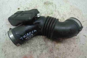 Изображение товара 6845 - 00006845 patrubok vozdushnogo filtra Peugeot 306 1