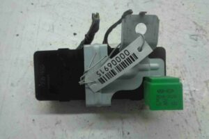 Изображение товара 6915 - 00006915 blok upravleniya Mercedes CLA 1