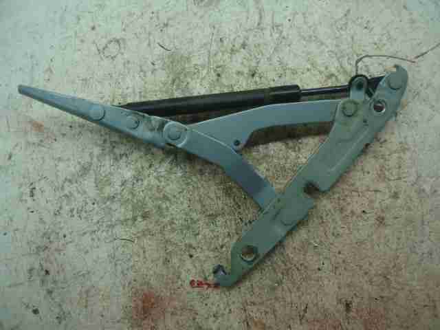 Изображение товара 6978 - 00006978 petlya kryshki bagazhnika