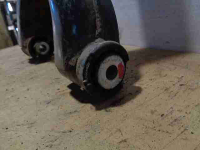 Изображение товара 7152 - 00007152 rychag zadnij levyj Audi Q7