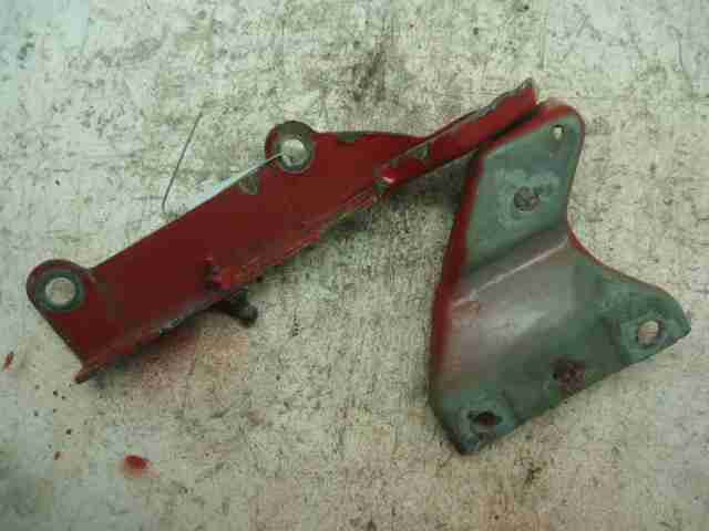 Изображение товара 7328 - 00007328 petlya kapota pravaya