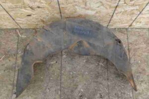 Изображение товара 7374 - 00007374 podkrylok zadnij levyj Pontiac TransSport 1