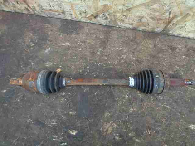 Изображение товара 7453 - 00007453 poluos perednyaya levaya Mercedes CLA