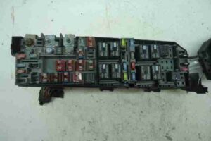 Изображение товара 7781 - 00007781 blok predokhranitelej Chrysler 300M