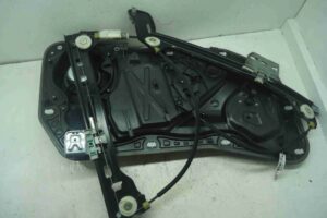 Изображение товара 8151 - 00008151 steklopodemnik perednij pravyj Volkswagen Lupo 1