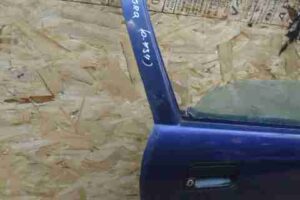 Изображение товара 8219 - 00008219 dver perednyaya pravaya Lincoln Town Car 2