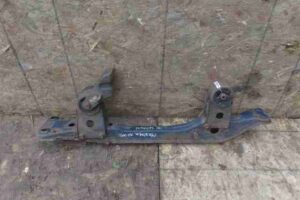 Изображение товара 8225 - 00008225 balka perednyaya prodolnaya Lexus IS 1