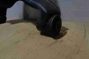 Изображение товара 8265 - 00008265 rychag perednij levyj nizhnij Isuzu Rodeo 2