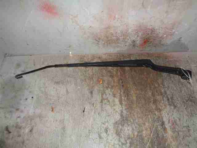 Изображение товара 8319 - 00008319 povodok stekloochistitelya Mercedes CL