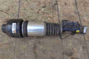 Изображение товара 8370 - 00008370 amortizator perednij levyj GMC Canyon 1