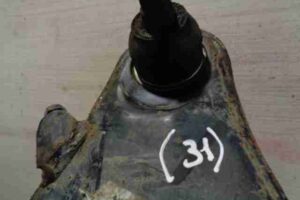 Изображение товара 8552 - 00008552 rychag perednij pravyj nizhnij SEAT Leon 2