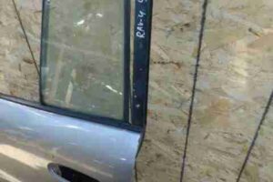 Изображение товара 8663 - 00008663 dver zadnyaya levaya Rover 600 3