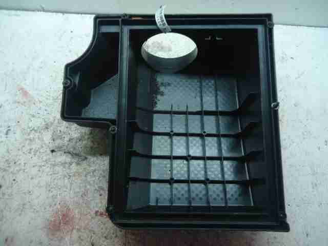 Изображение товара 8689 - 00008689 korpus vozdushnogo filtra Audi A4