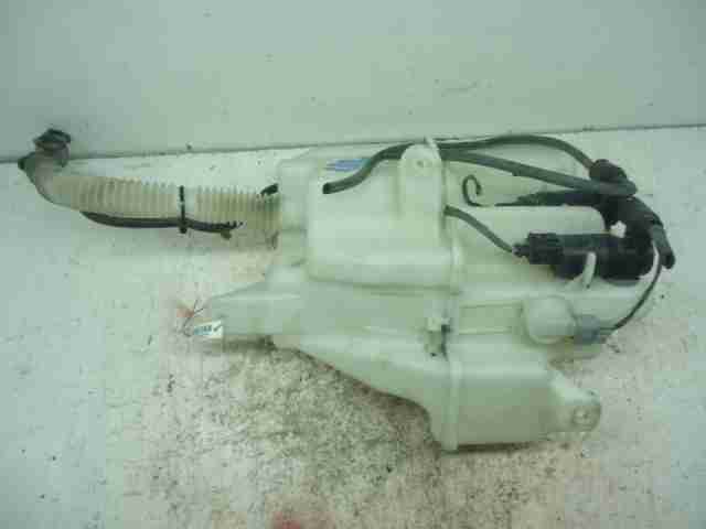 Изображение товара 8805 - 00008805 bachok omyvatelya Audi A8