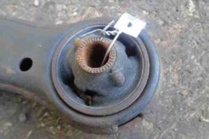 Изображение товара 8924 - 00008924 rychag perednij levyj nizhnij Chevrolet Blazer 1