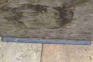 Изображение товара 9769 - 00009769 porog plastikovyj pravyj Subaru Impreza 2