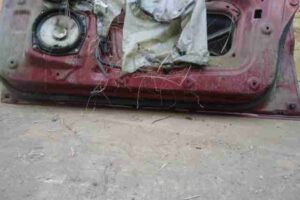 Изображение товара 10152 - 00010152 dver perednyaya pravaya Isuzu Rodeo 3