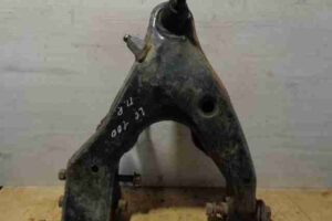 Изображение товара 10225 - 00010225 rychag perednij pravyj nizhnij SEAT Leon 2