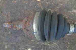 Изображение товара 10280 - 00010280 poluos zadnyaya levaya Pontiac Vibe 2