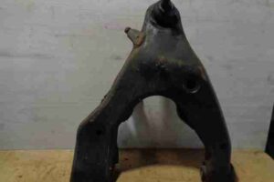 Изображение товара 10365 - 00010365 rychag perednij pravyj nizhnij SEAT Leon 1