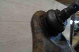 Изображение товара 10365 - 00010365 rychag perednij pravyj nizhnij SEAT Leon 2