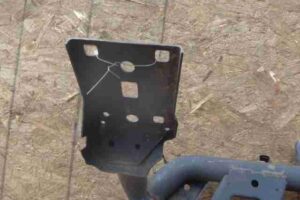 Изображение товара 10383 - 00010383 balka pod radiator Audi Q7 2