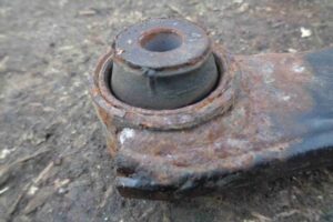 Изображение товара 10384 - 00010384 rychag zadnij pravyj verkhnij Pontiac TransSport 3