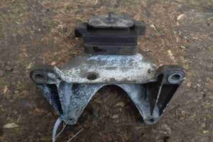 Изображение товара 10436 - 00010436 podushka krepleniya kpp 