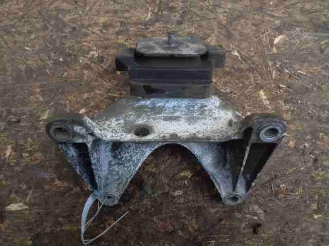 Изображение товара 10436 - 00010436 podushka krepleniya kpp