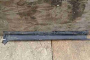 Изображение товара 10469 - 00010469 porog plastikovyj pravyj Volvo V50 2