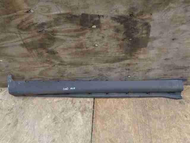 Изображение товара 10469 - 00010469 porog plastikovyj pravyj Volvo V50