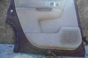 Изображение товара 10480 - 00010480 dver zadnyaya levaya Pontiac Vibe 3