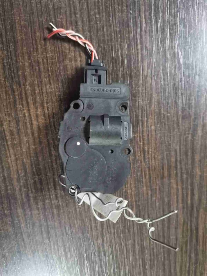 Изображение товара 10500 - 00010500 motorchik zaslonki pechki Toyota Corolla Verso