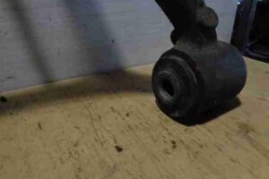 Изображение товара 10505 - 00010505 rychag perednij pravyj nizhnij 