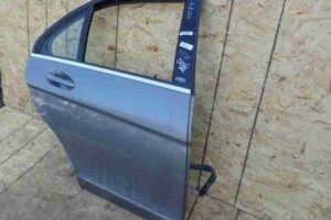 Изображение товара 10598 - 00010598 dver zadnyaya pravaya Honda Ridgeline 2