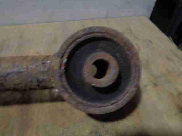 Изображение товара 10599 - 00010599 rychag zadnij levyj Audi 80