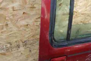 Изображение товара 10602 - 00010602 dver zadnyaya pravaya Skoda Roomster 3