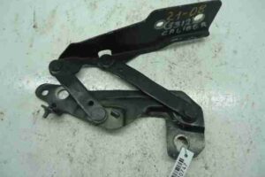 Изображение товара 10747 - 00010747 petlya kapota levaya 2