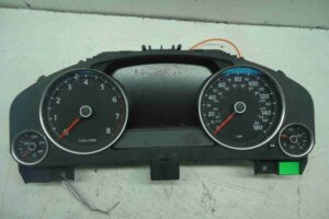 Изображение товара 10822 - 00010822 schitok priborov Toyota Corolla Verso