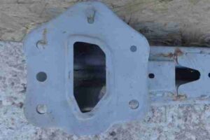 Изображение товара 10825 - 00010825 usilitel bampera perednij Peugeot 306 2