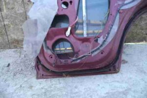 Изображение товара 10900 - 00010900 dver zadnyaya pravaya Renault Twingo 1