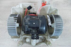 Изображение товара 11042 - 00011042 ventilyator otopitelya (motorchik pechki) Ford Sierra