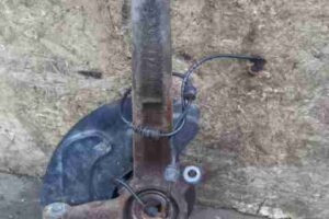 Изображение товара 11242 - 00011242 kulak povorotnyj pravyj Ford Escort 2